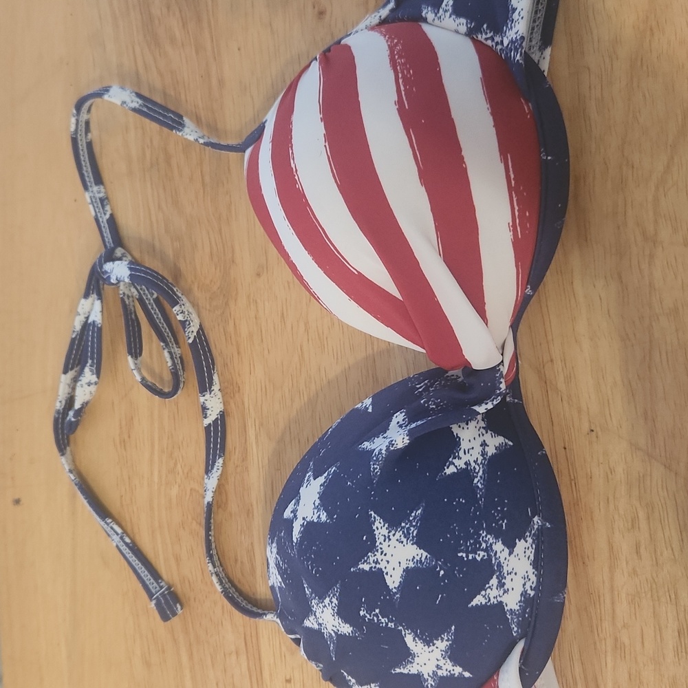 🎀Stars & Stripes Bikini Top 👙